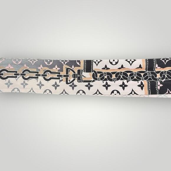 LOUIS VUITTON Silk Monogram Rising Confidential BB Bandeau Black Rose - Picture 4 of 8